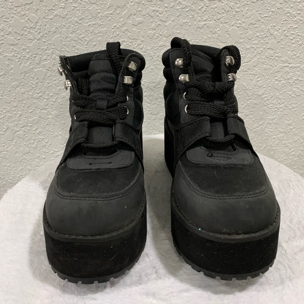 H&M Divided Platform Sneaker- Suede